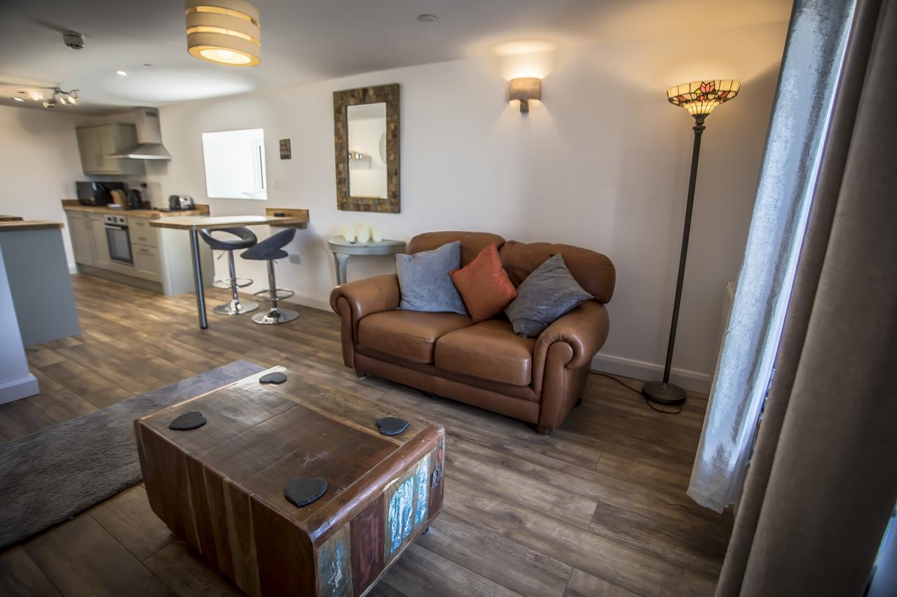 Waters Edge Holiday Apartments Бенлеч Екстериор снимка