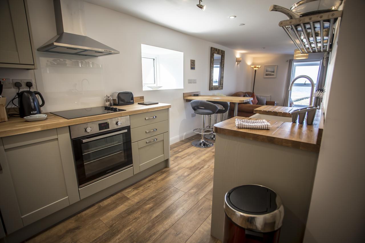 Waters Edge Holiday Apartments Бенлеч Екстериор снимка